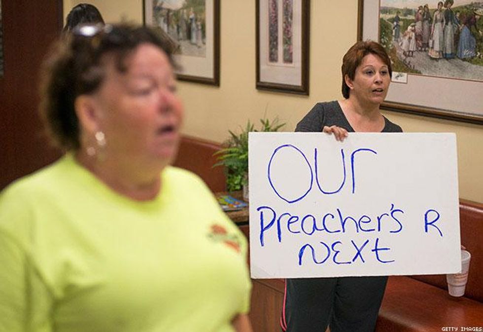 Kim-davis-timeline-03