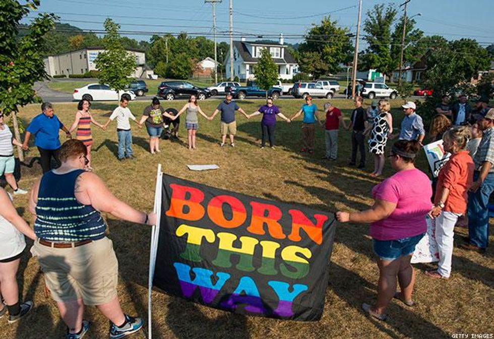 Kim-davis-timeline-13