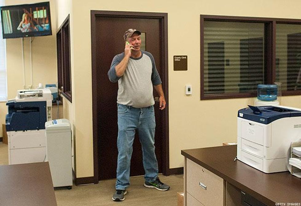 Kim-davis-timeline-14