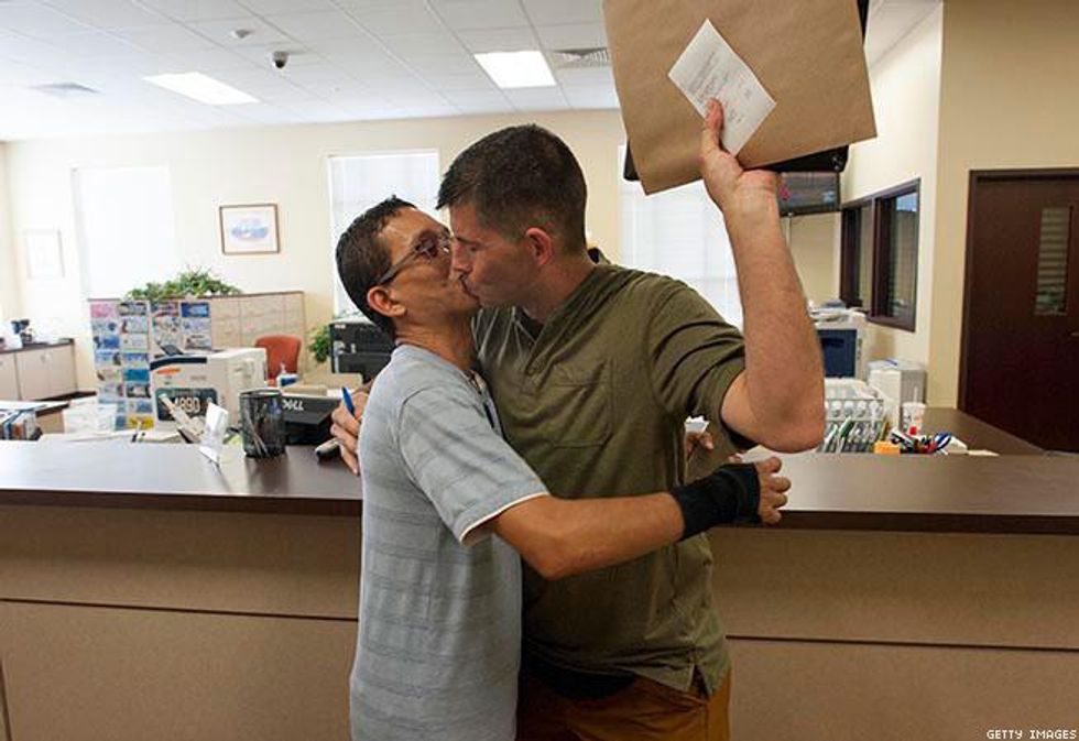 Kim-davis-timeline-18