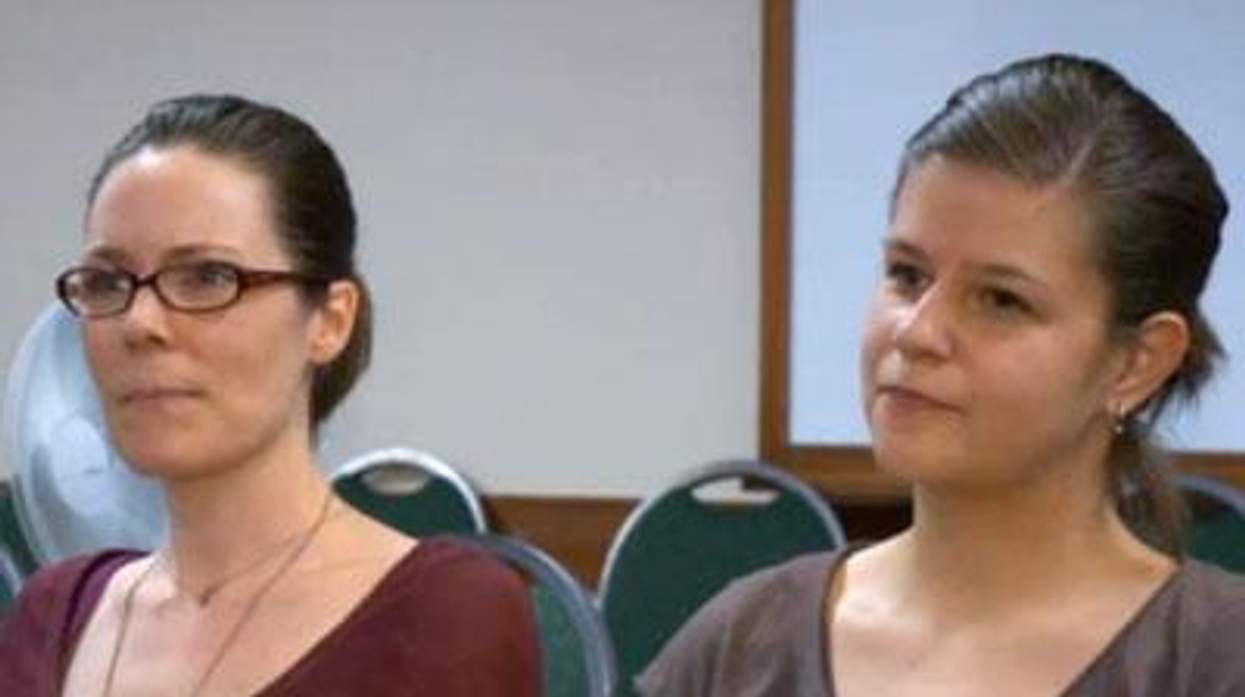 Kimberly-and-amber-leary-x400