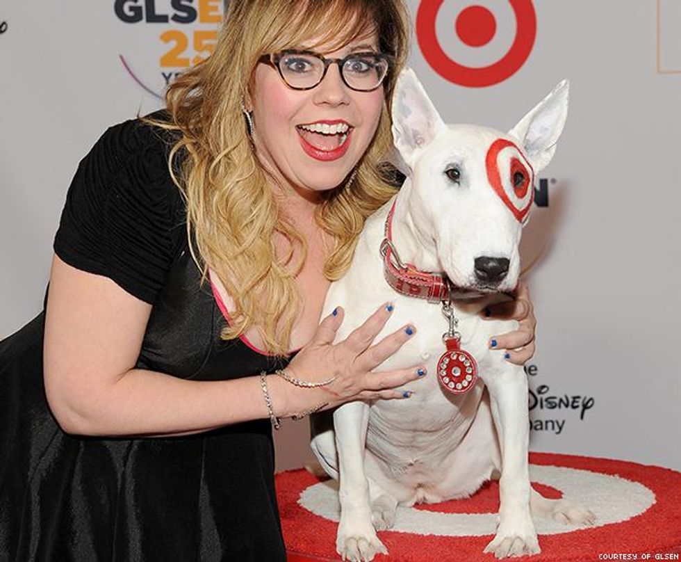Kirsten Vangsness and Bullseye, Target mascot