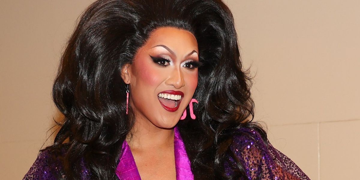 Math drag queen Kyne Santos earns science communicator award | Advocate.com