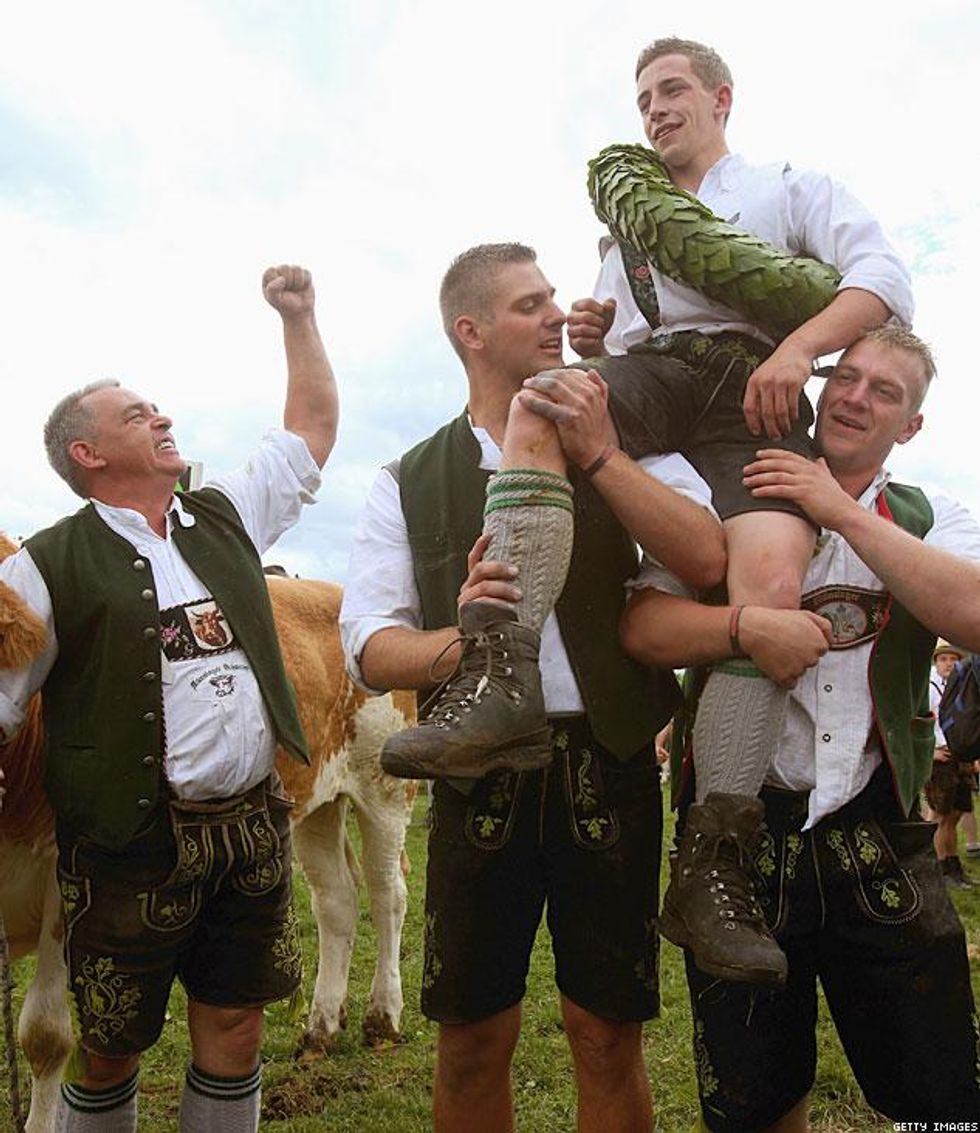Lederhosenx633_0