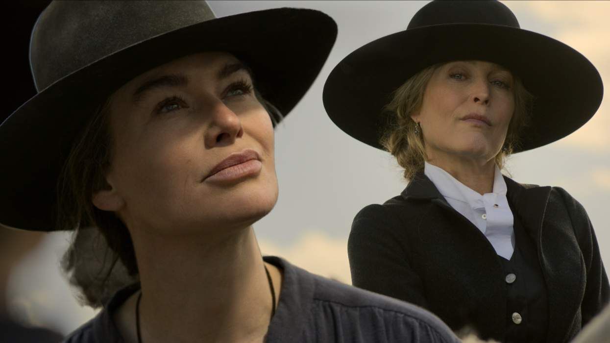 Lena Headey and Gillian Anderson in The Abandons
