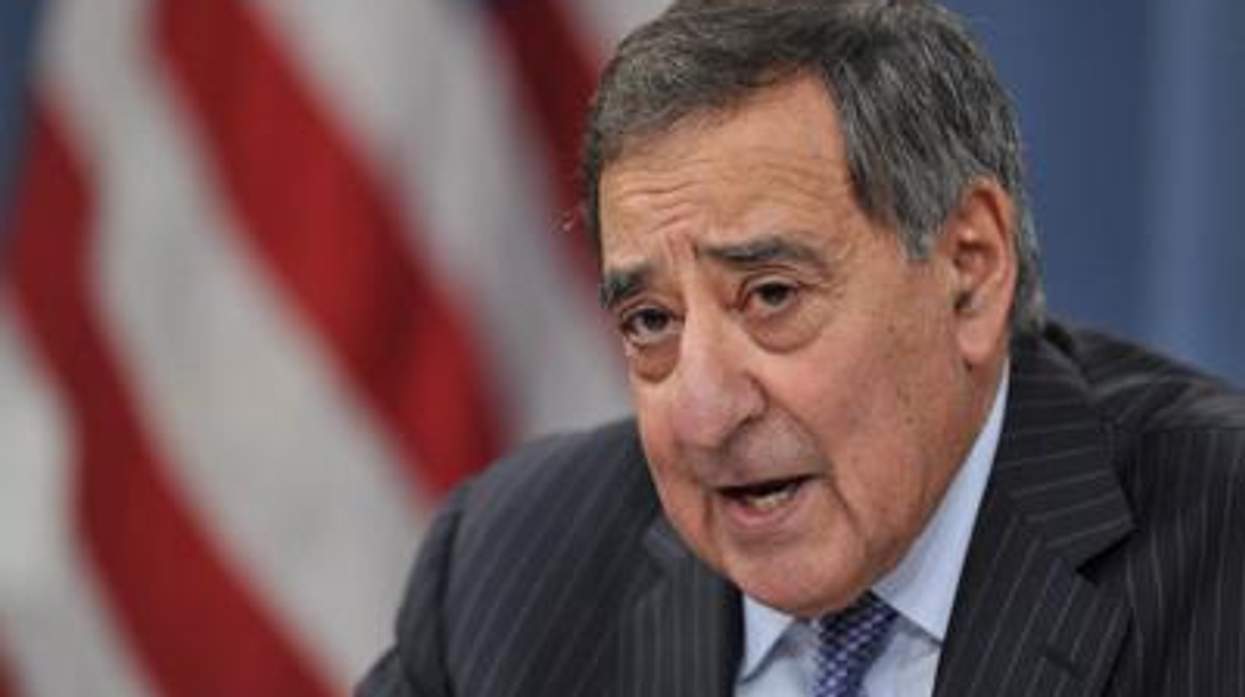 Leonpanettax400_advocate_0