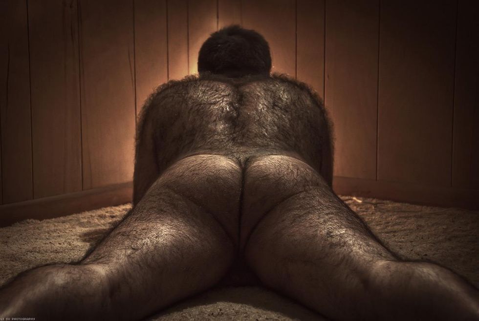 Li Su Photography. See link below for more.