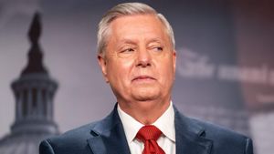 Lindsey Graham’s death unleashes a wave of brutal internet jokes