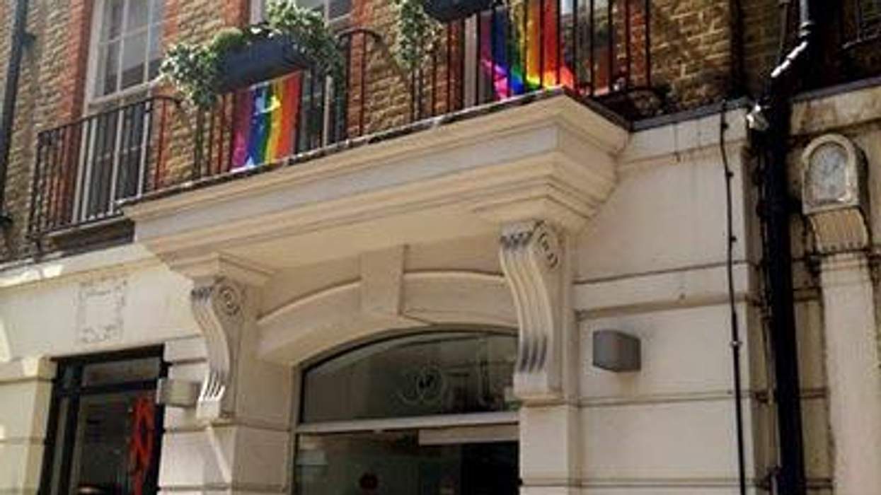 London-clinic-accidentally-releases-hiv-status-of-hundreds-of-patientsx400