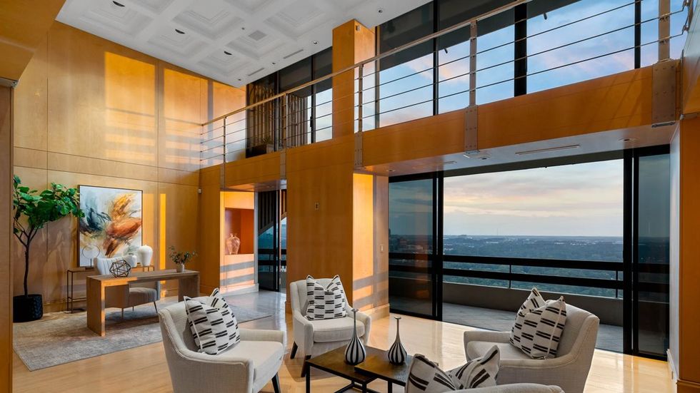 Look Inside Elton John Peachtree Condo Atlanta Sold Sothebys