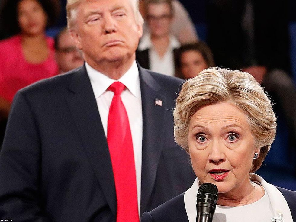 Look out! Look out! It's right behind you!