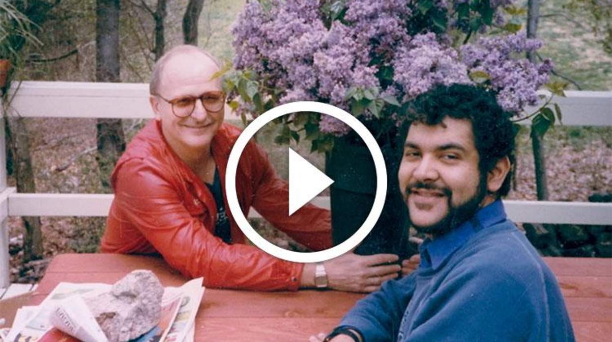 Lovers Connect Amid AIDS Crisis