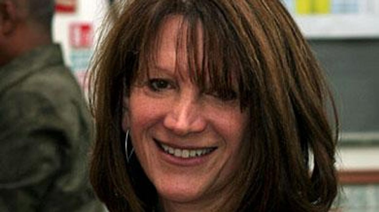 Lynne-featherstonex390_0