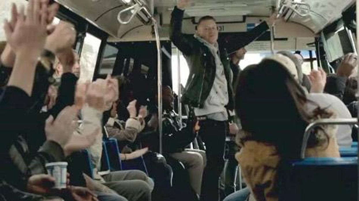 Macklemore-bus