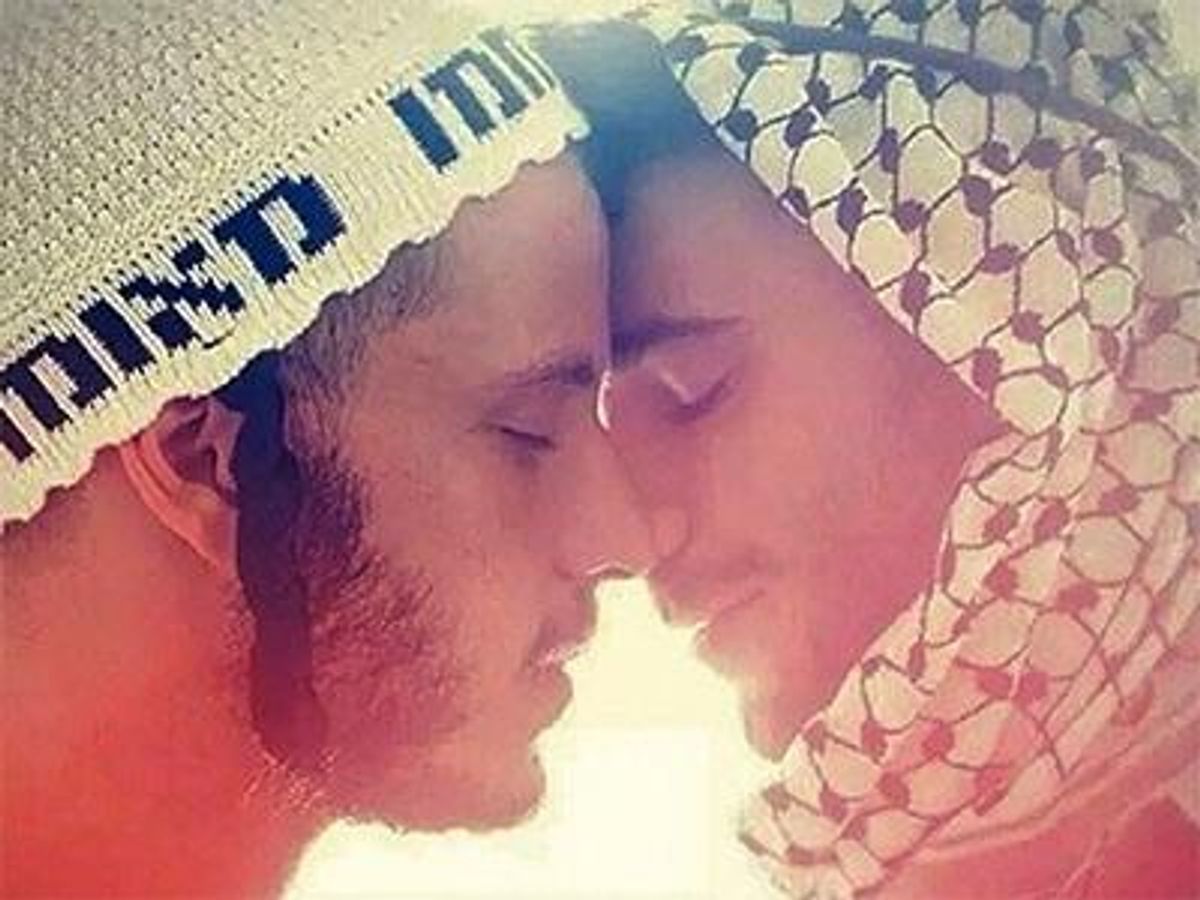 Madonna-gay-muslim-jewish-men-kissing-x400