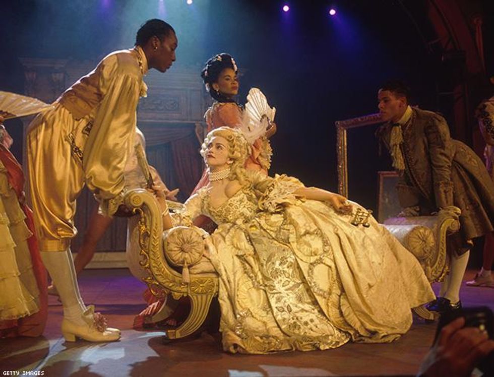 Madonna performs "Vogue." (1990)