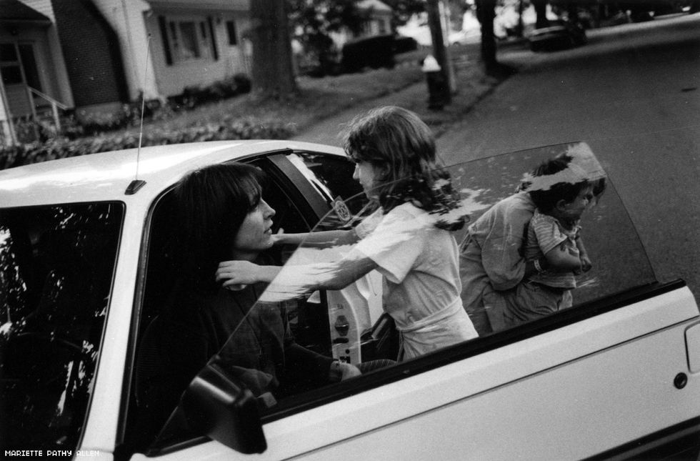 Mariette Pathy Allen, Nancy with Her Niece, 1994. Courtesy of the artist.