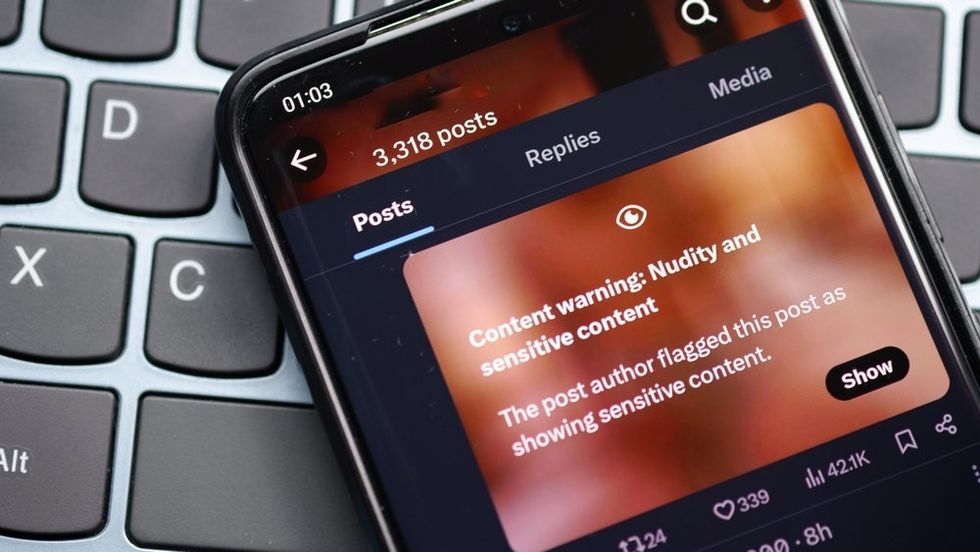 Mark Robinson trans porn "Black Nazi"