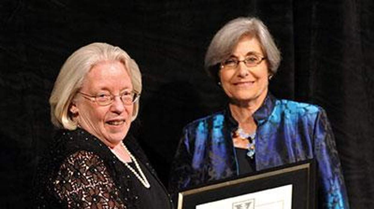 Martha-craig-daughtrey-x400