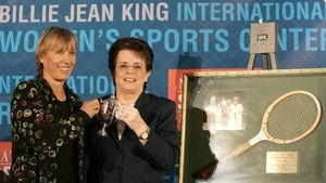 Martina Navratilova wants Billie Jean King to explain her support for transgender athletes