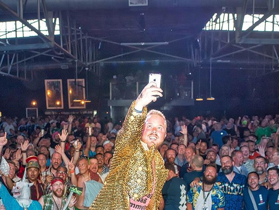 MC Mark Pilkington Takes Selfie with Players