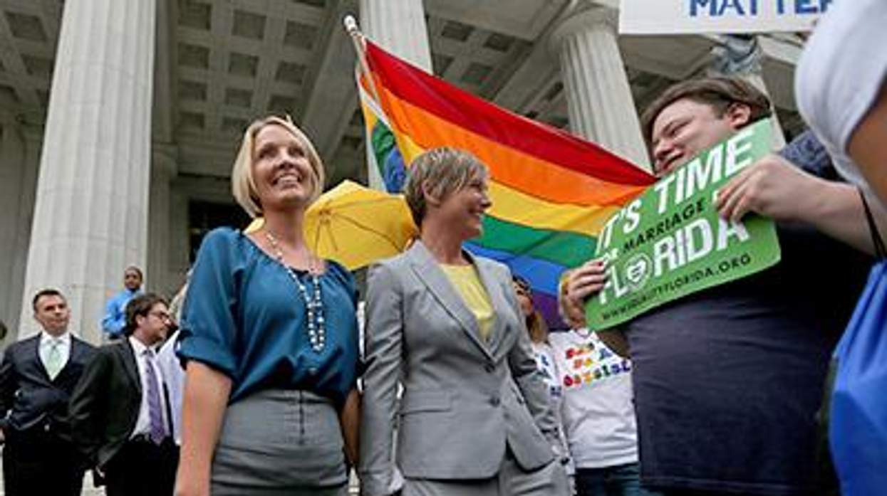 Melanie-leon-alenier-and-vanessa-alenier-x400