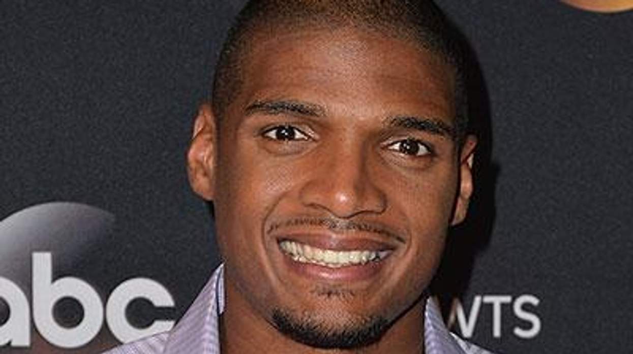 Michael_sam_practicex400