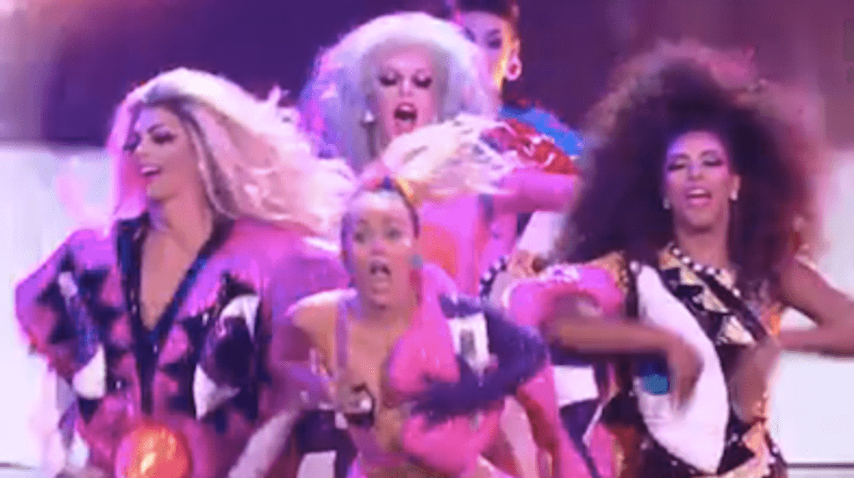 Miley%20closing%20400