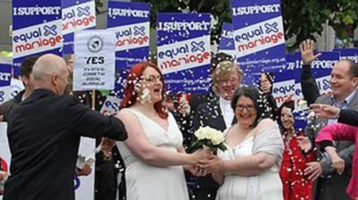 Mock-gay-marriage-takes-place-outside-scottish-parliamentx400
