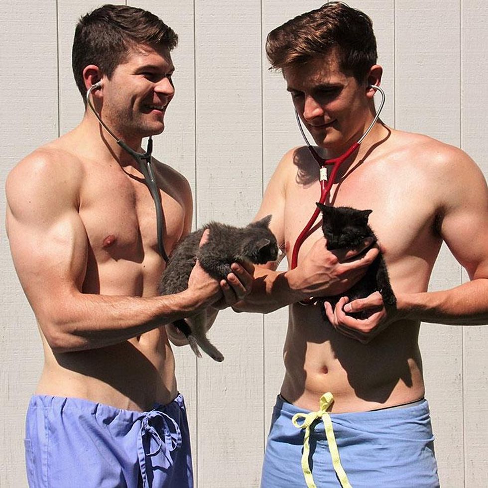 More information on the Men of Vet School 2017 calendar below.