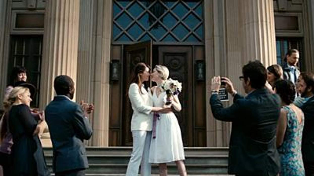 Ms_outlook_lesbian_wedingx400_0