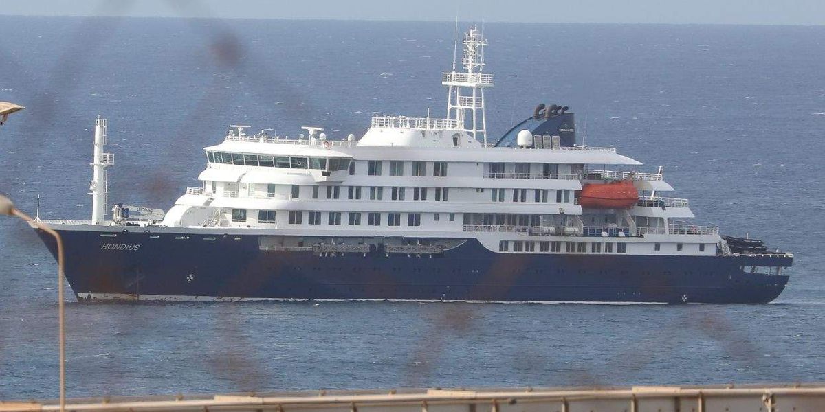 Travel blogger pleads 'We're not just headlines, we're people' aboard hantavirus-plagued cruise ship