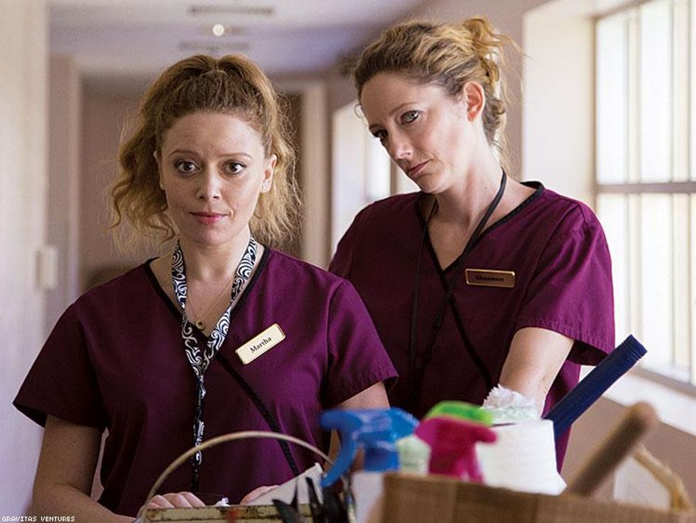 Natasha Lyonne and Judy Greer in Addicted to Fresno