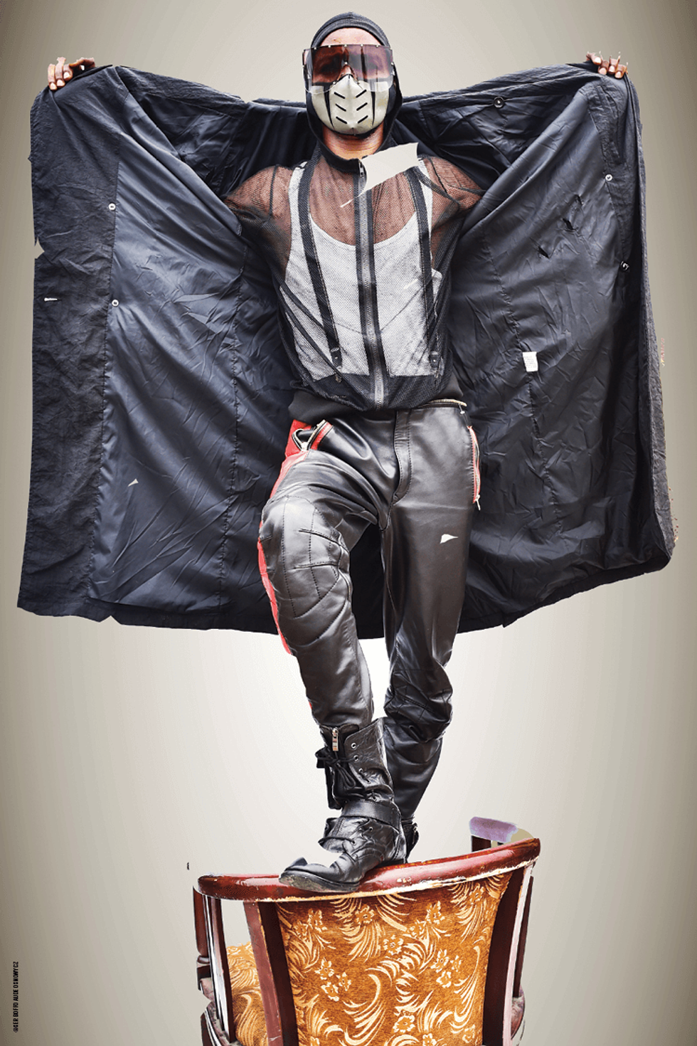 New Sapeurs Photography Explores Dandy Activism Among Congolese Men