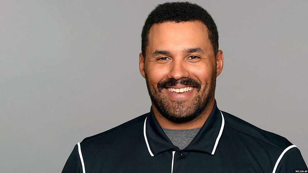 NFL Coach Kevin Maxen Comes Out as Gay