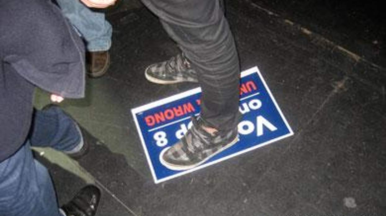 No_on_8_underfoot