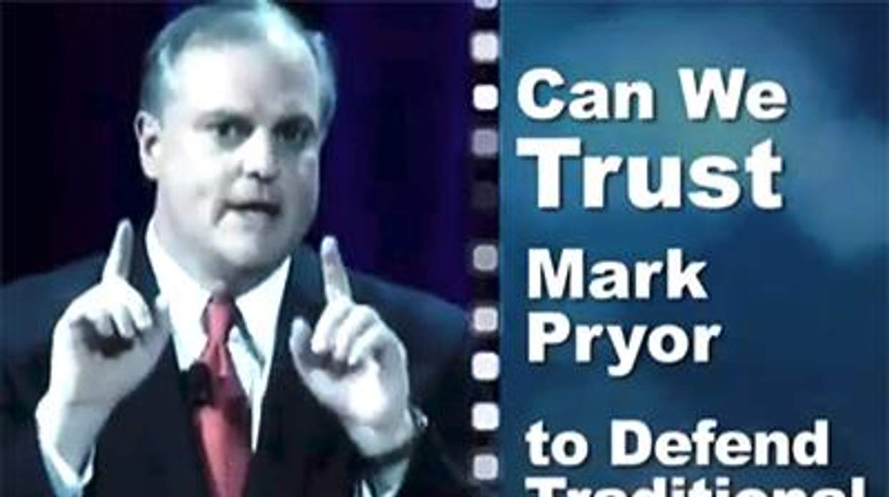 Nom-ad-mark-pryor-x400