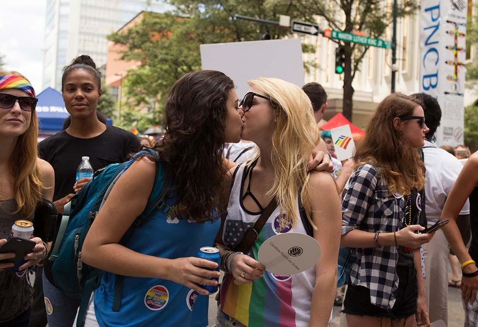 North_carolina_2016_pride_25_0