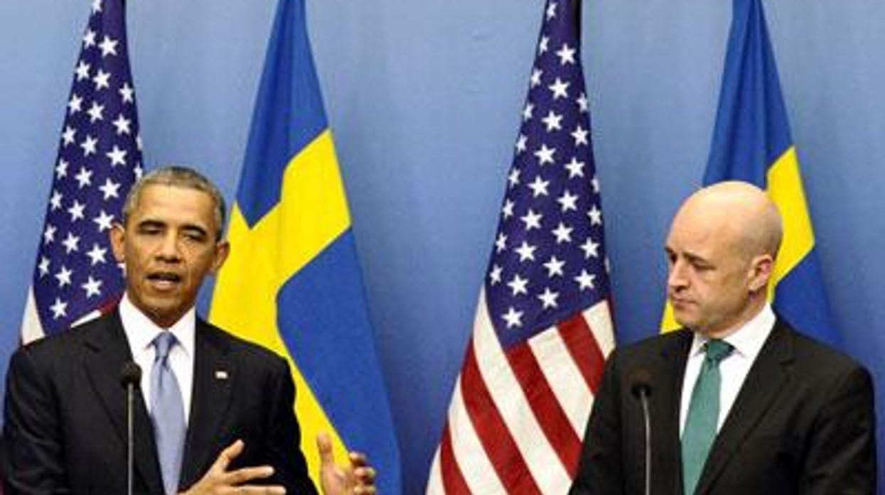 Obamareinfeldtx400_advocate