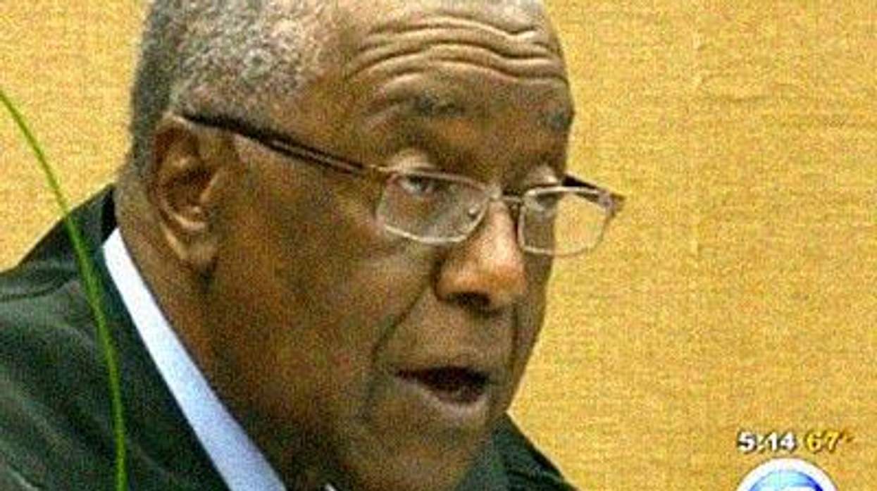 Ohio-judges-can%27t-refuse-to-wed-same-sex-couplesx400