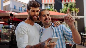 What is 'The Bird Theory' and does it work for LGBTQ+ couples, too?