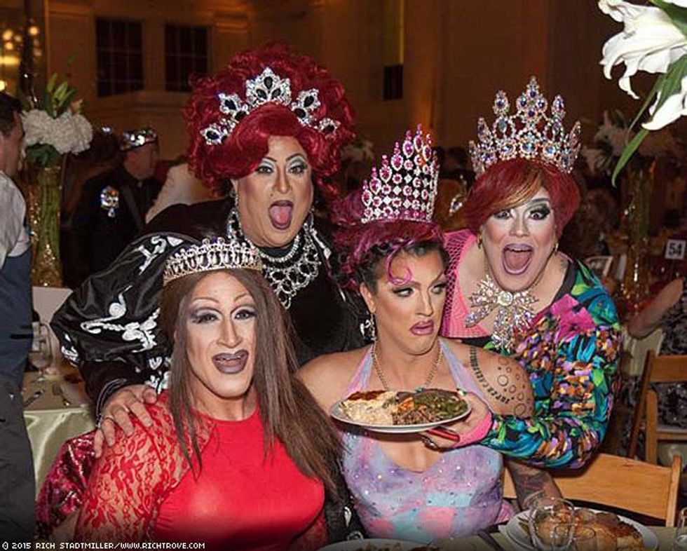 Opera_buffetx633_0_0