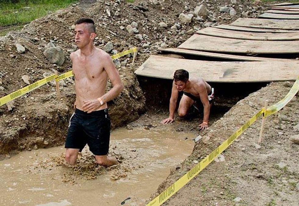 Outfit_cautionx633_0