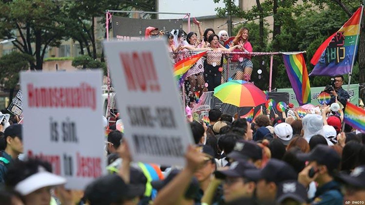 Over 210,000 Sign Petition to Cancel Seoul Pride