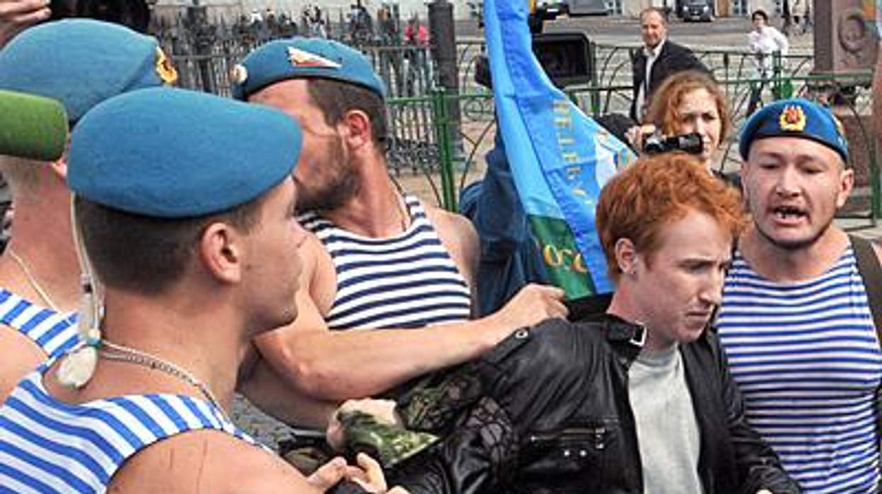 Paratroopers_russiax400