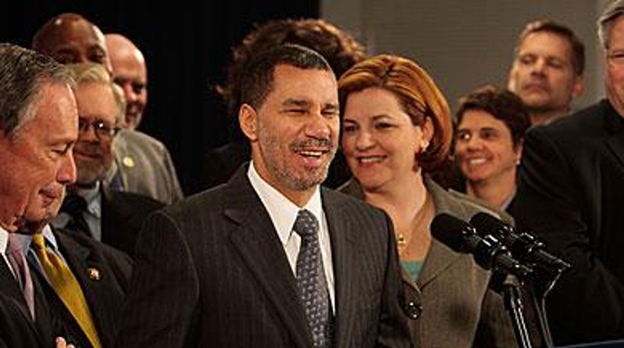 Paterson_introducesx390