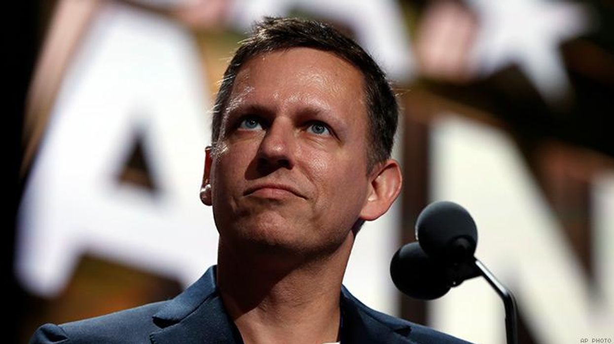 Peter Thiel Drops Bid for Gawker