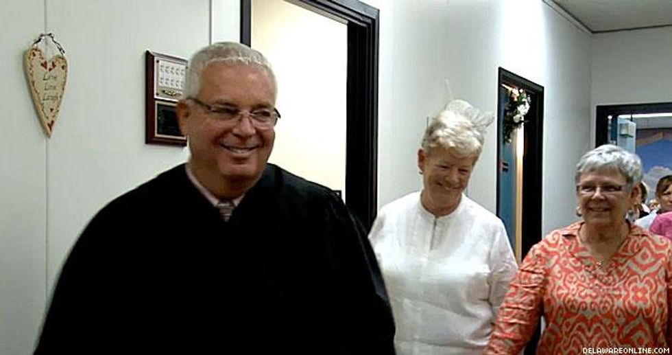 Petersen_bandy-with-judgex633_0