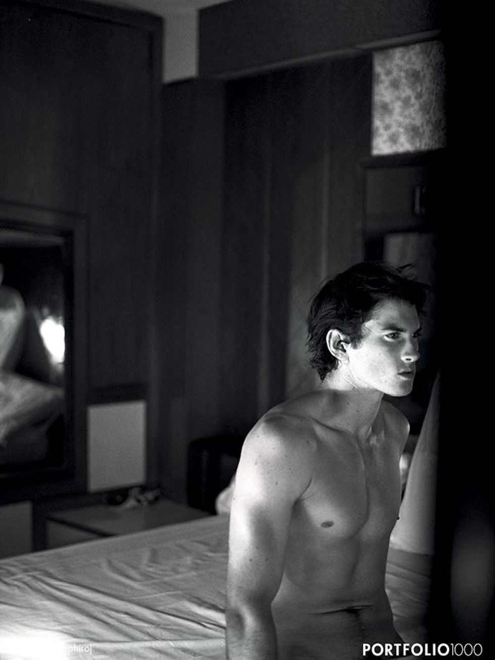 Phanphiroj_thespacebetweenus_8