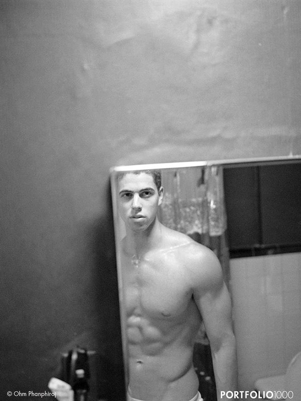 Phanphiroj_thespacebetweenus_9